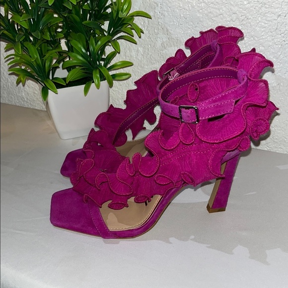 Gianni Bini Pink Stiletto Heels with Straps - Picture 4 of 11